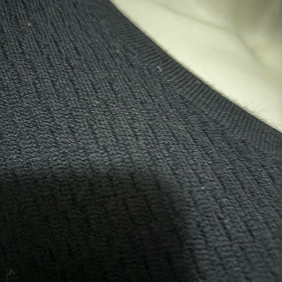 Cutter & Buck merino wool sweater. Size xl. EUC - Picture 4 of 4